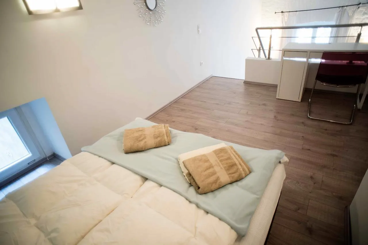 Great Trees Apartment بودابست المجر