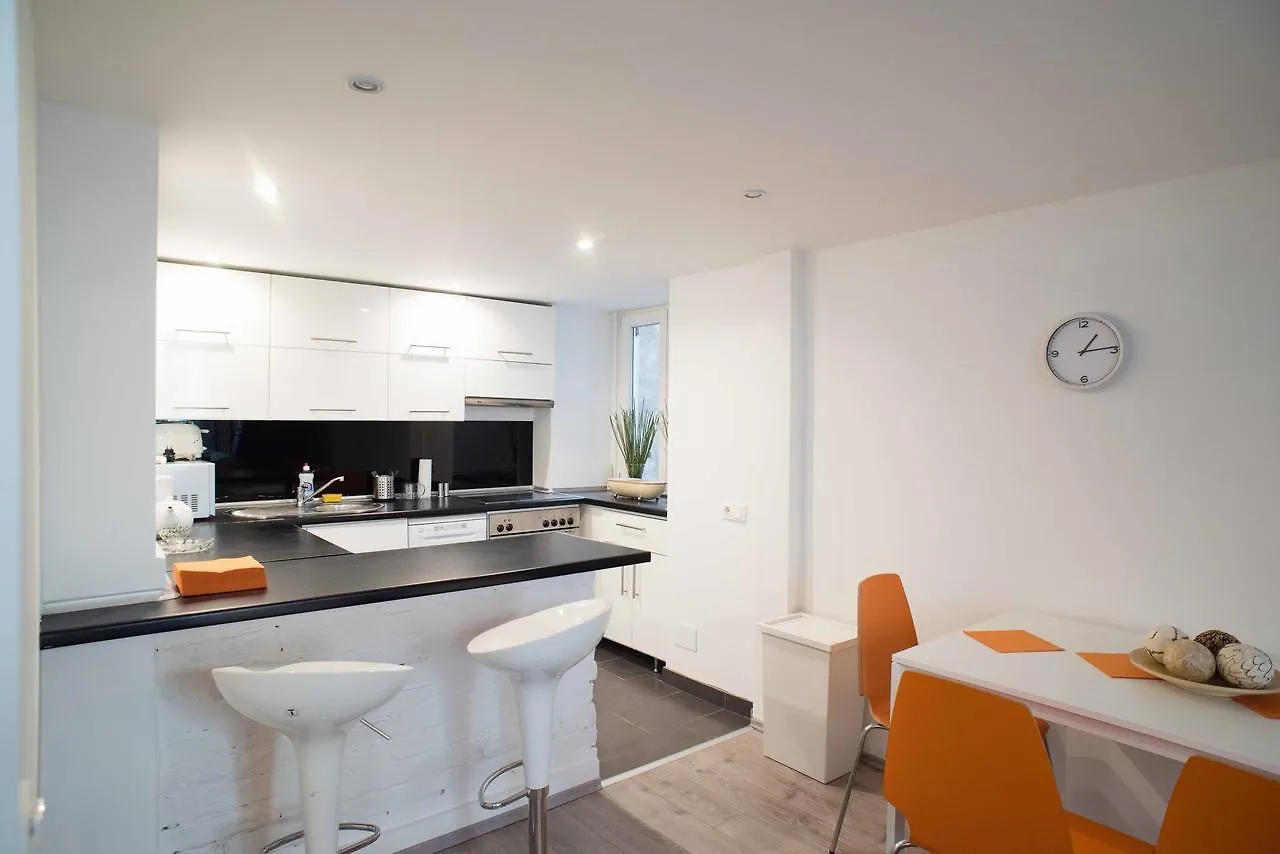 Great Trees Apartment بودابست 0*,